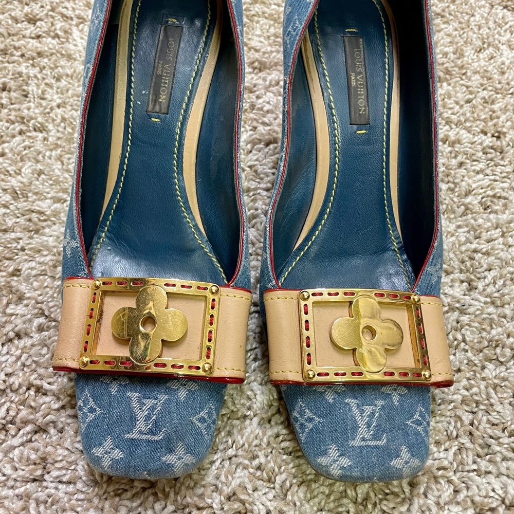 Louis Vuitton Pump